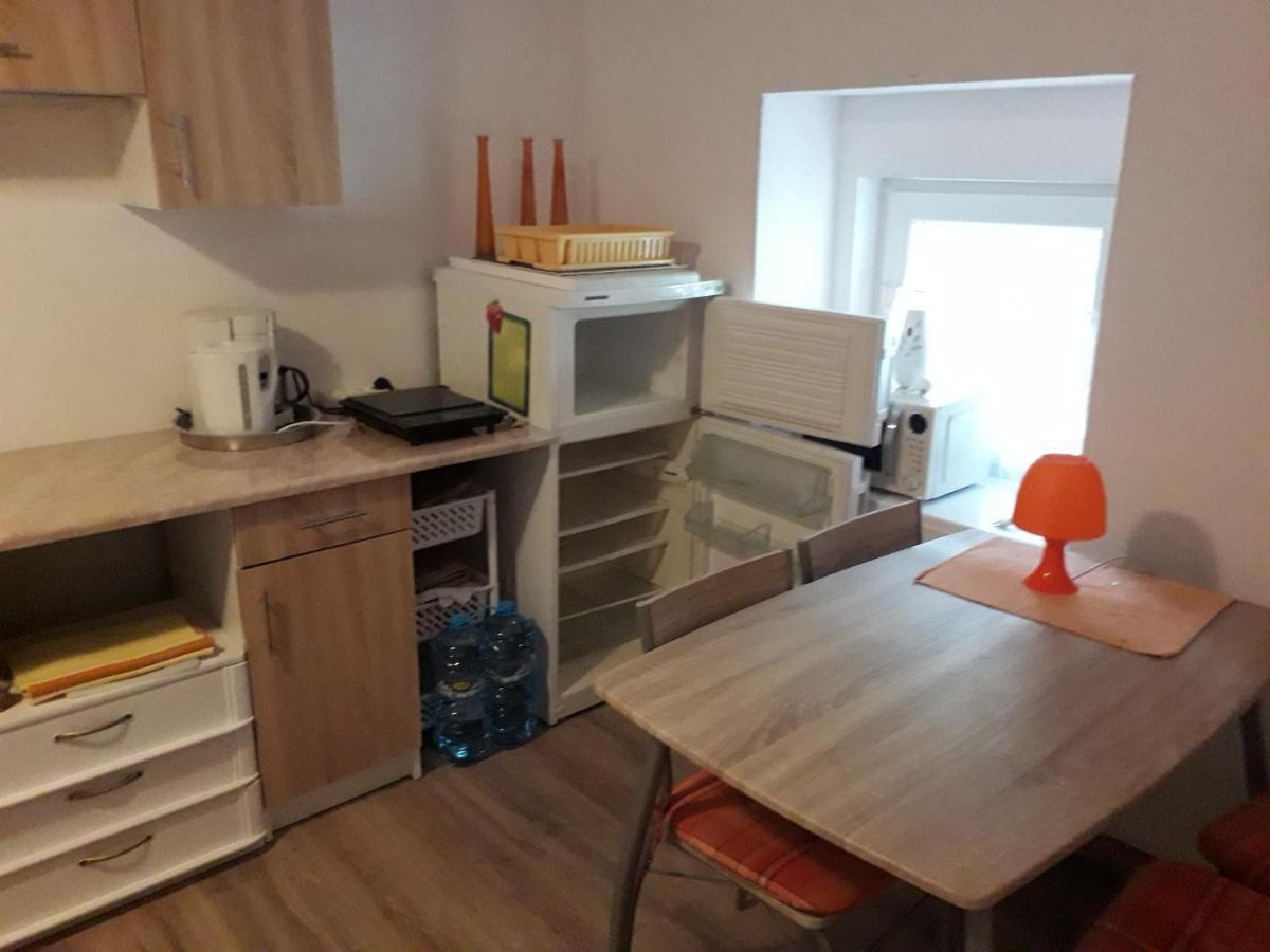 Kowalowka Apartment Mirsk ภายนอก รูปภาพ